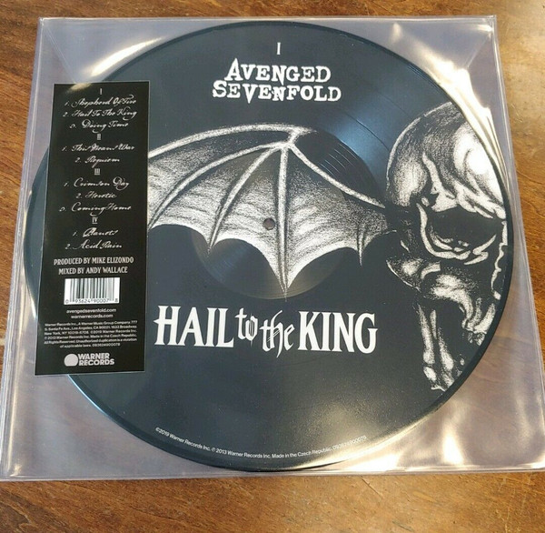 Avenged Sevenfold — Hail To The King